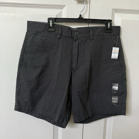 NWT Gap Shorts Mens 32 7 Inch Flat Front Essential Khaki Seersucker Gray - Picture 1 of 12
